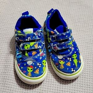 Vans boys sneakers 9c